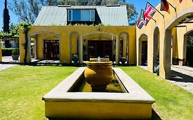 17 On Bird Guest House